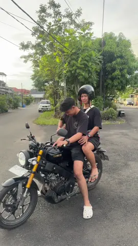 gwenchanayoo🥺🤭🤪👉🏻👈🏻🥰🤗😘 #pasangancouple #imut #lucubanget #ngambek #comel 