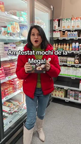 Am testat #mochi cu înghețată de la @megaimageromania  și am fost super încântată. Concluzia? Mai vreaaaaau! 😁😁 #mega #fy #fyp #portiadecitit 