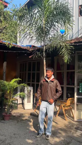 fulai tipi vatna aaya mayalu ko lagi💙🧋 At butwal happiness cafe💙 #foryoupage #everyone #History @ANJAL❤️ 