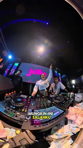 TRI YANG SALAH @Damara Agung 