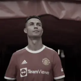 يا الكاتم على صدري ! #cristianoronaldo #foryoupage #fyp 