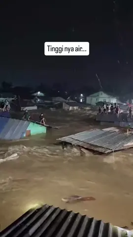 Tengah malam kondisi banjir dan tiap tetes hujan membawa... #fy #fyp #fypシ #banjir #hujan 