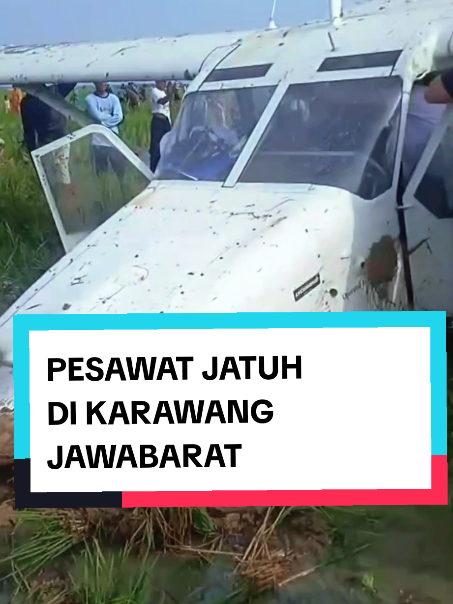 Pesawat Jatuh Di Karawang Jawa Barat 