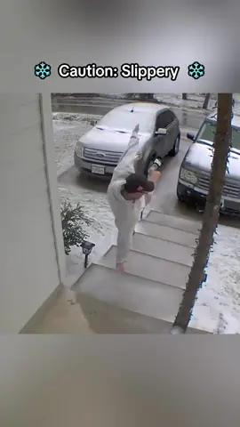 Iceslipped. ❄️ #falls #slips #doorbellcamera #funnyvideo #winter 