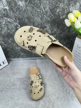 Tặng kèm charm xinh lắm nè #depsuc #sucnu #depsucnu #giaydepnu #xuhuong 