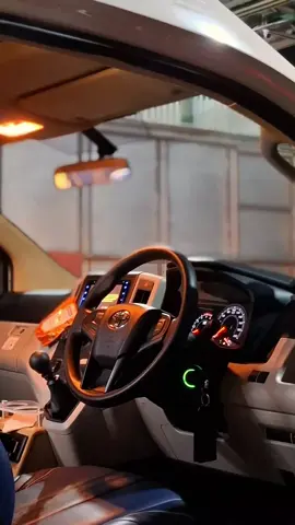 #hiaceindonesia #hiaceluxurypremio 