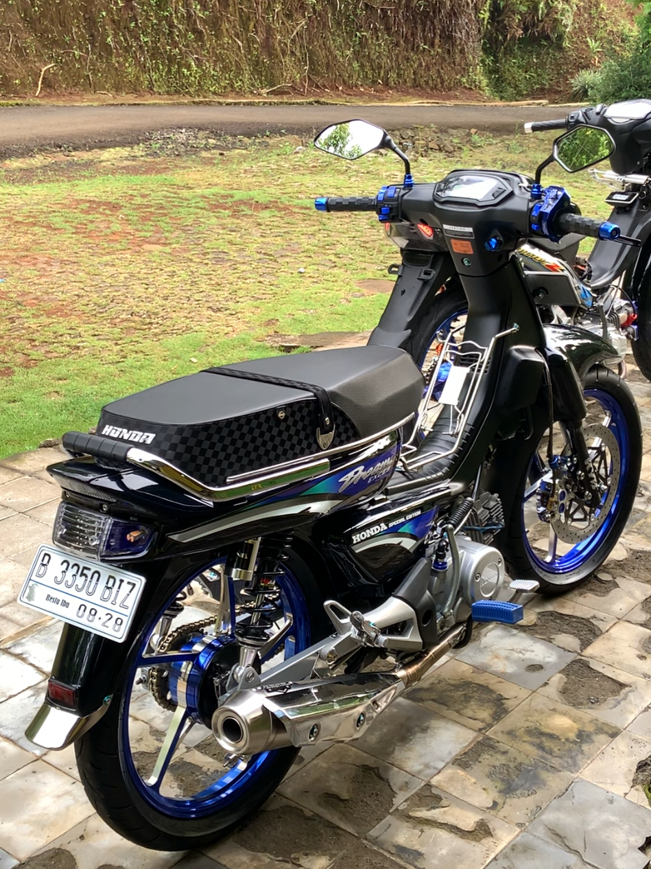 Terima kasih ya allah yang dulu hanya bisa melihat sekarang Alhamdulillah bisa memiliki😇#astreagrandindonesia #astreagrandmodifikasi #grandrestuibu🚀 #grandmbois #masukberandafyp 