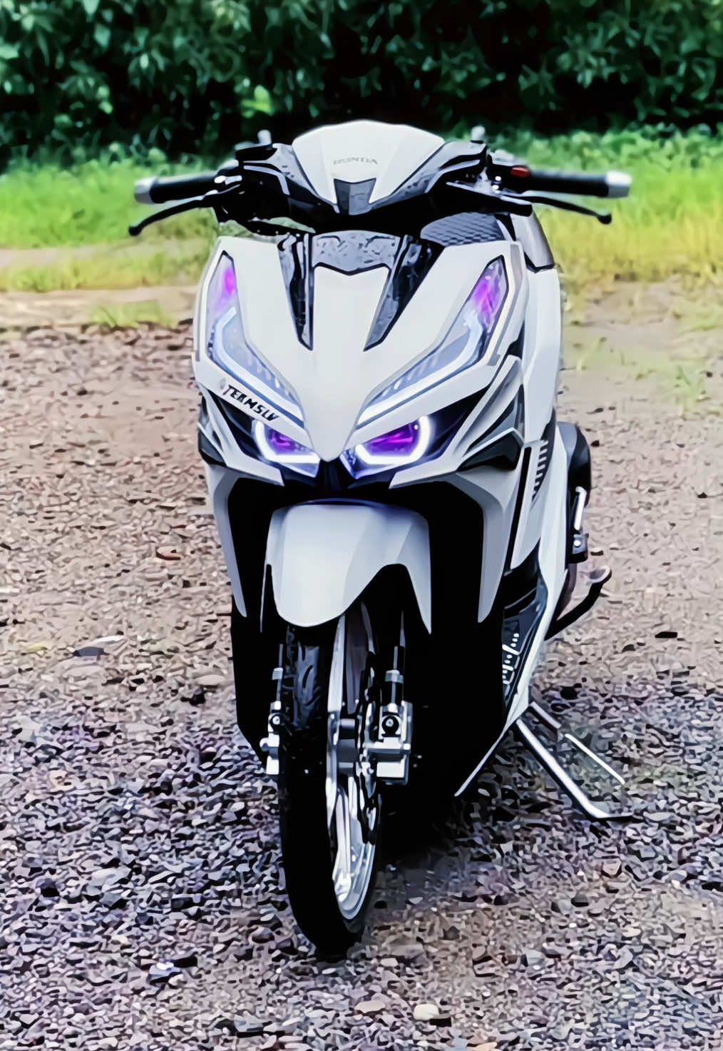 daerah kalian hujan ngga guys😮‍💨#vario125 #variomodifikasi #variogen2 #ring17style #fyp 