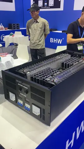 Bác nào thích đếm tụ đếm sò thì múc con đẩy này nhé. 🙈🙈🙈 #HMaudio  #amthanhcaocap  #loakaraokecaocap  #thietbikaraoke 