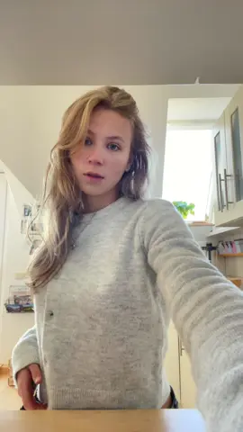 Dieses Lied ich schreieeee #paulahartmann #berq #gegenteilvonglück #allieverneed hab so gehofft das es nicht ki ist und dann droppt der das einfach um 21:07