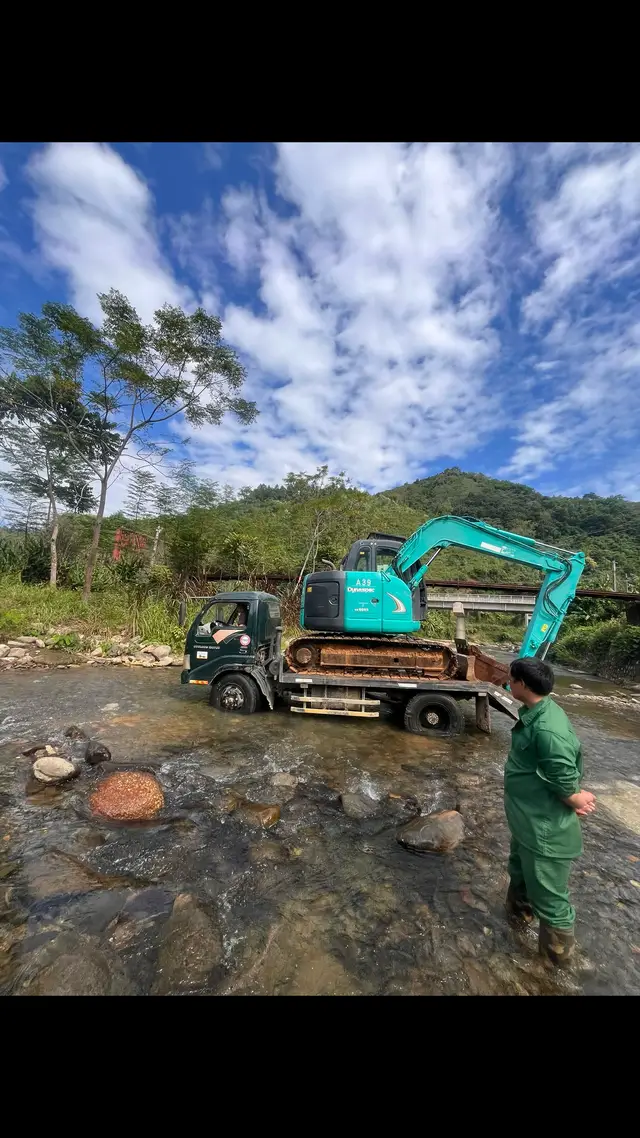 1 mình 2 máy chạy co g đít🤣🤣