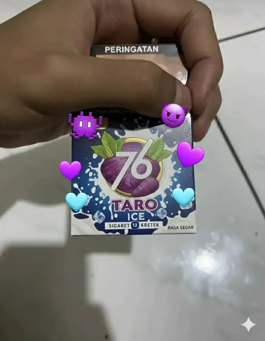 @👾:@iril di kiau manyahut:Berikut resep membuat martabak yang lezat: _Bahan Martabak_ Untuk kulit martabak: 1. 2 cangkir tepung terigu 2.1/2 cangkir tepung tapioka 3.1/2 sendok teh garam 4.1/4 sendok teh baking powder 5. 1/4 sendok teh baking soda 6.1 butir telur 7.1 cangkir air 8. Minyak goreng untuk olesan Untuk isian martabak: 1. 250 gram daging sapi atau ayam cincang 2.1/2 cangkir daun bawang iris 3.1/2 cangkir bawang merah cincang 4. 2 siung bawang putih cincang 5.1 sendok teh garam 6.1/2 sendok teh merica 7.1/4 sendok teh penyedap rasa (opsional) _Bahan Tambahan_ 1. Telur ayam untuk olesan 2. Minyak goreng untuk menggoreng _Cara Membuat_ 1._Buat kulit martabak_: Campur tepung terigu, tepung tapioka, garam, baking powder, dan baking soda. Tambahkan telur dan air, aduk hingga rata. Istirahatkan adonan selama 30 menit. 2._Buat isian martabak_: Campur daging sapi atau ayam cincang, daun bawang, bawang merah, bawang putih, garam, merica, dan penyedap rasa. Aduk hingga rata. 3._Pipihkan adonan kulit_ Pipihkan adonan kulitmartabak tipis-tipis. 4._Tambahkan isian_: Letakkan isian martabak di tengah adonan kulit, lipat adonan menjadi bentuk segi empat atau segi tiga. 5._Goreng martabak_: Goreng martabak dalam minyak panas hingga berwarna keemasan. 6._Sajikan_: Sajikan martabak hangat dengan saus atau kecap manis. _Tips_ 1. Pastikan adonan kulit martabak tidak terlalu tebal atau tipis. 2.Jangan menggoreng martabak terlalu lama, agar tidak terlalu berminyak. 3. Anda dapat menambahkan isian lain seperti keju atau sayuran. Selamat mencoba!