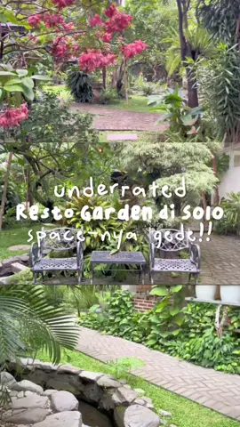 hidden gem yang mood-boosting banget🍃 cocok buat kesini bareng temen-temen atau keluarga si! dateng dan rasain sendiri vibes-nya. 📍Saung Bandung Garden Resto cuma 5 menit dari manahan🫨 #hiddengemsolo #kulinersolo #solofoodie #tempatmakansolo #jajanantiktok 