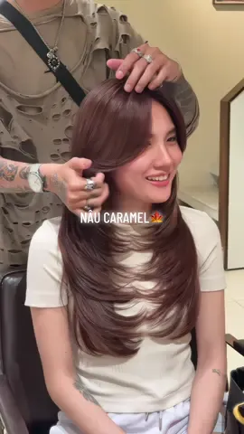 Nhuộm tóc xong phát hiện mình thuộc tông autumn lun ⭐️ #chihirohair #layeredhaircut #cắttóc #nhuộmtóc #autumnvibes 