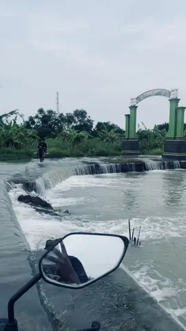 Wisata baru 😋 #banjir2025  #4upage #fyp #jombang24jam 