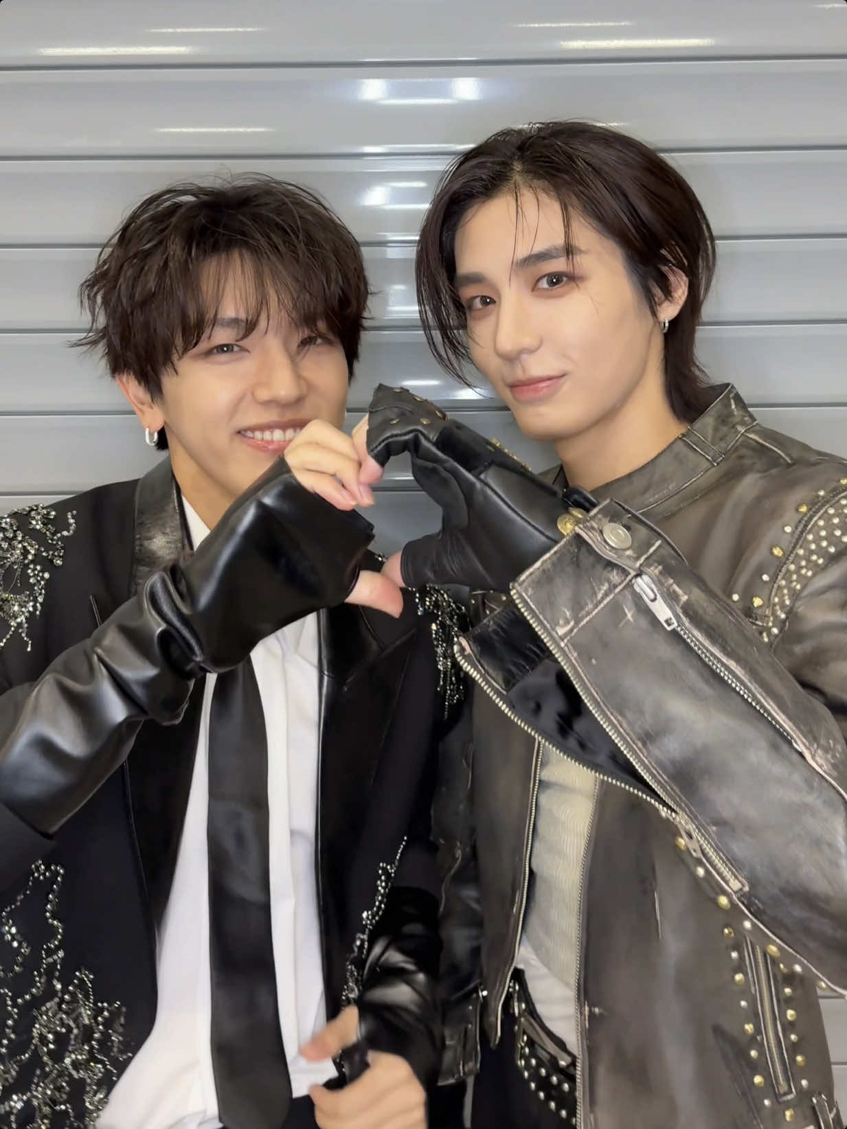 #INI | プレゼントチャレンジ🎁 with #BOYNEXTDOOR #LEEHAN  감사합니다!! @BOYNEXTDOOR  #HIROMU  INI_THE_WINTER_MAGIC  #INI_Present ウィンマジ