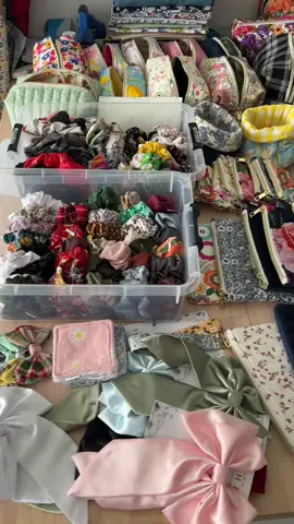 So grateful 🥹 heaps of orders on their way! Up next is all the preorder hair tool bags 