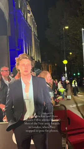 George MacKay and Hero Fiennes-Tiffin attends the GQ Men of the Year 2025 Awards in London, where they stopped to pose for photos. @Hero_ft @Herofiennestiffin @georgemackay.fans  #gq #herofiennestiffiin #london #celebritynews #fyp 