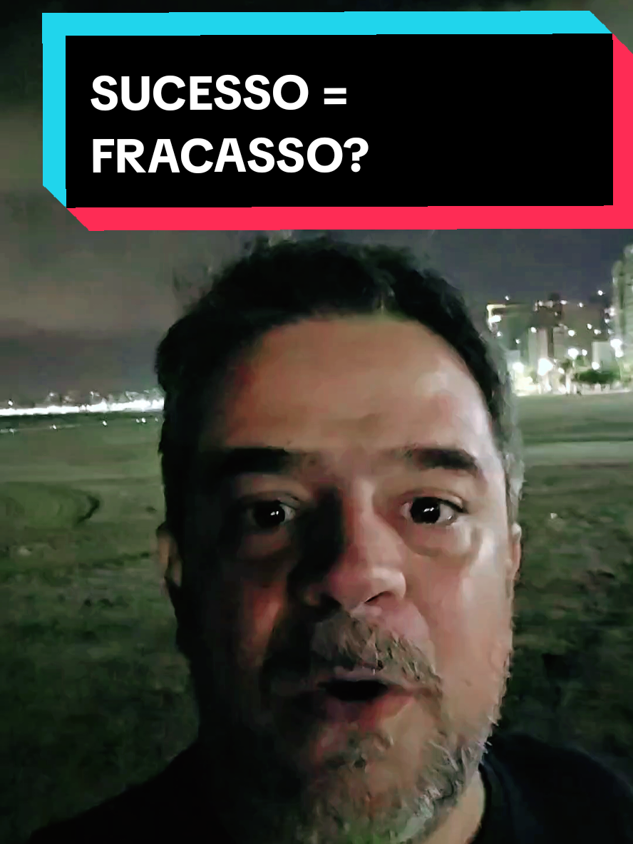 Sucesso parece fracasso por muito tempo.  Você não tá estagnado, tá construindo a fundação.  Qual seu tijolo de hoje?  #disciplina #processo #sucesso #depoisdacurva #aestradaeagora