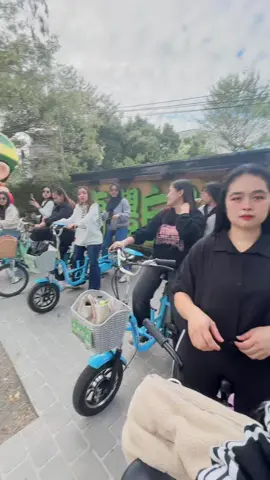 Keseruan dibalik layar🤣🤣🤣@Caca Irakirana kameramen takut nyusep😩🤣🤣🤣@Nanaaaaa😜♈️ @✨ AMY33GIRLS 🇹🇼 