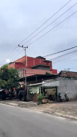 Punya kenangan apa aja disini?  #fyp #smkkesehatanbinatama #okutimur 