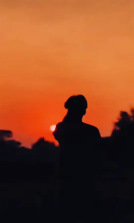 শুধু একটা মেয়েকে সত্যি কারের ভালোবেসেছি ,আর সে হচ্ছে তুমি। 🤍🕊️#EKRAM #froyou #tiktokbangladesh #Farzu #💫 