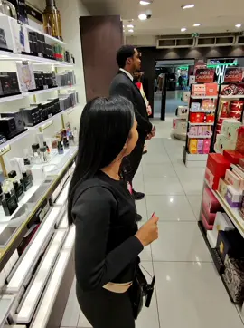 On tente on tente mdrr #paris #drole #raybanmeta 