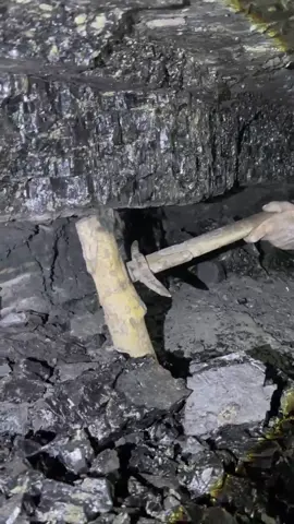 Black Diamond Mining ⛏️#coalmining #diamondmining #blackgoldmining #goldmining #viralvideos 