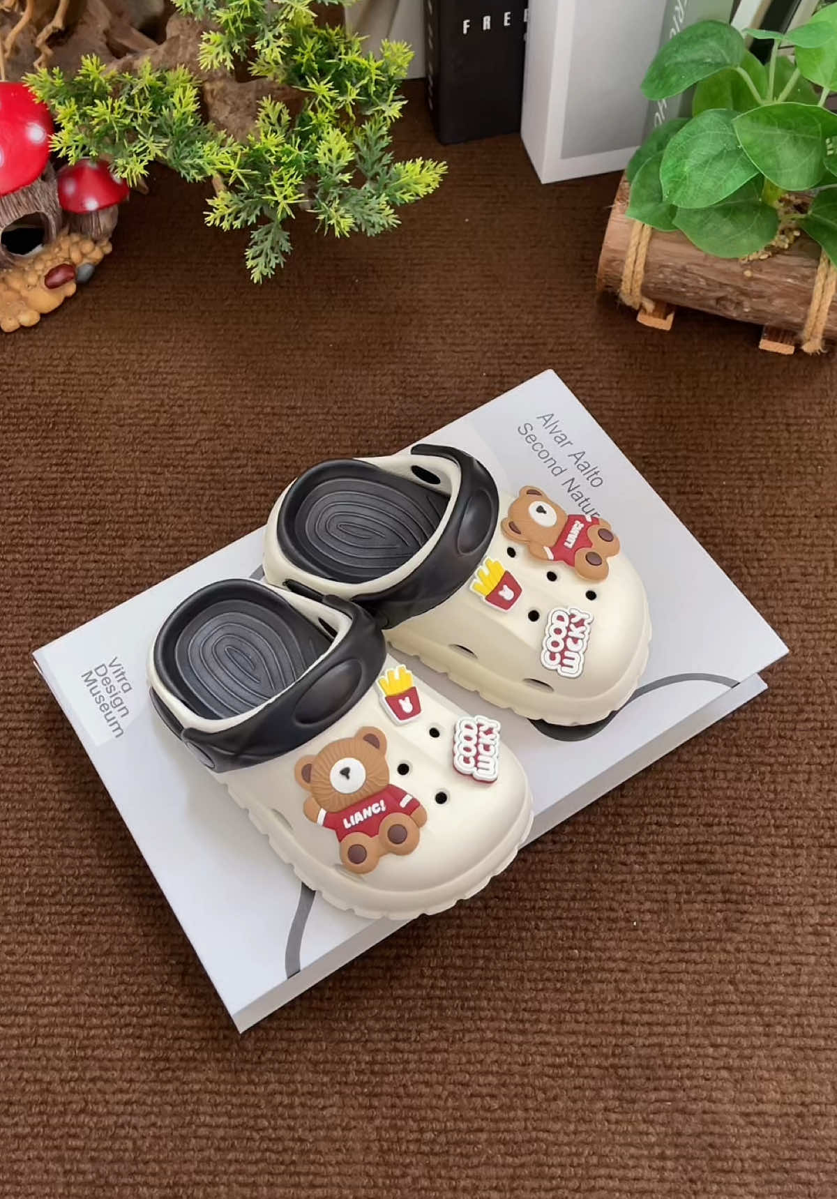 Sục Gắn Sticker Gấu Cho Bé Trai Bé Gái Dễ Thương #depchobe #succhobe #depbetrai #depbegai #trungthe92 