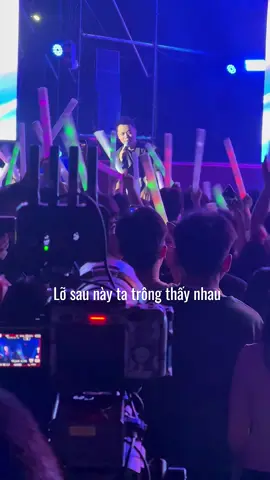 Hoa mình vào không khi sôi động cùng các bạn sinh viên trường Trưng Vương😍 #anhkhongthathu #dinhdung #xuhuong #nhachaymoingay #nhacthattinh 