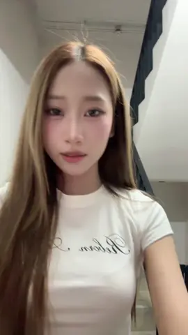 มาองมาอุ้มอะไรมาจุ๊บนี่มา