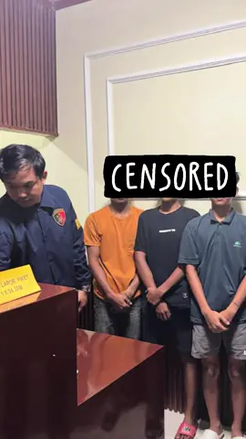 RESMOB VS KRIMINAL. Penangkapan terhadap pelaku 3 (tiga) pelaku persetubuhan anak di bawah umur secara bergiliran.  TKP : Pada Hari minggu tanggal 01 Juni 2025 sekitar pukul 21.00 wita. Bertempat di jalan cakalang kota palopo.  #polisiindonesia #polrespalopo #resmob #fyp 