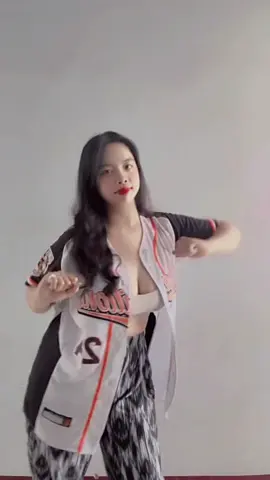 unigirl徵選快結束了～猜猜有沒有報名😏今天來一首❷林子豪#林子豪應援曲 #統一🦁 