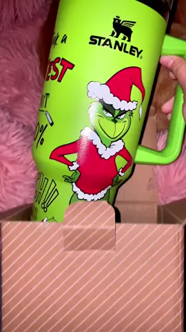 #grinch #grinchtiktok #grinchmas #tumbler #fpy 