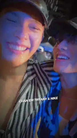 Bạn có nhớ nụ hôn son dưỡng không? Chưa lần nào mà WE làm cho tất cả các Westie bấn loạn như lúc đấy =)) #williamjkp #est_rvp #WilliamEst #วิลเลี่ยมเอส 