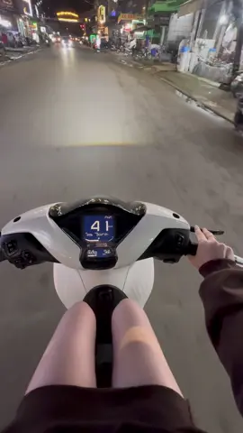 không có lí do...