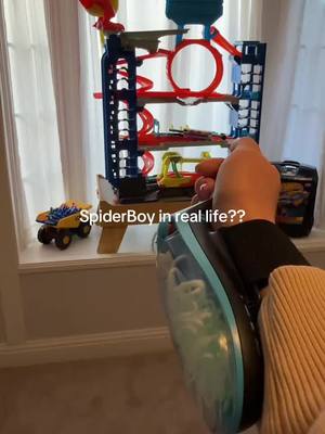 For all the spidey lovers! This is a glow in the dark string web launcher & it’s SO MUCH FUN!