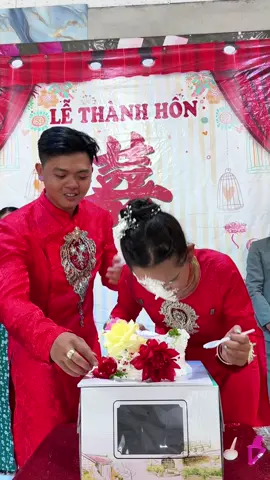 Cô dâu tức giận khi chú rể giỡn trong ngày cưới #nhâytv #windnet 