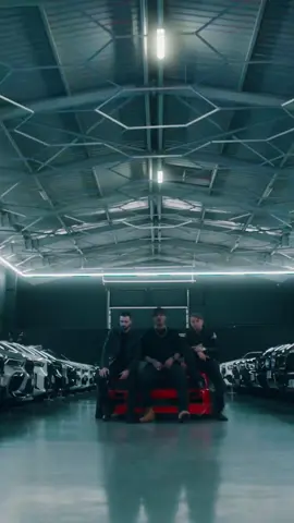 Mike Diamondz - Calcă pedala (official soundtrack- CURSA) Clipul piesei out now pe YouTube! Filmul Cursa, doar la cinema!  @Mike Diamondz @Denis Hanganu @Andy Popescu @Cursa  @g&c Autodealer 