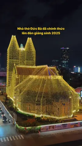Nhà thờ Đức Bà chính thức test đèn đón giáng sinh 2025, vài bữa nữa mng cùng ngăm nha ✨ #giangsinh2025 #saigon #paophe 