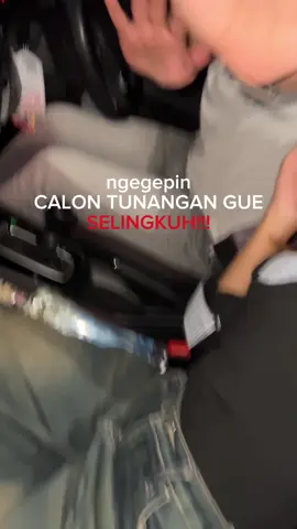 buat lo, kalo lo nonton vidio ini mudah-mudahan hidup lo sehat karna gmn pun lo emang udah sempet jadi yang terbaik di hidup gue. dan buat lo sama SIMPENAN LO itu gue berharap kalian berdoa aja biar gak dapet karma atas apa yang udah lo berdua lakuin ke gue