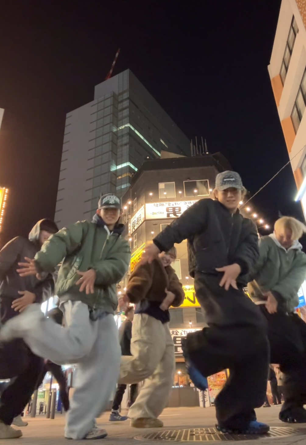 Dc⁡:⁡Us!! The next new trend🫂✨   #dance #japan #fyp #SWOOGZ @LE SSERAFIM @NewJeans 