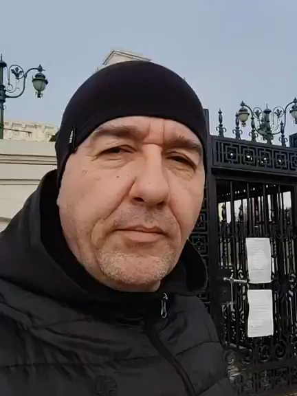 10 decembrie, ora 10.00, ne vedem la CCR.  #românianuarepreț #luisbratu #fouryou #fyppp #fyp #fypシ゚viralシfypシ゚viralシalシ #video_viral #selfdefense #suntemînlegitimăapărare