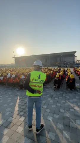 Người Vin- chất Vin … #longcongtruong #vinconstuyendung #tuyendunglaodong #vincons 