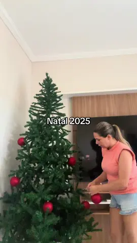 chegou a melhor época do ano ❤️🎄 . . . - Laços veludos: ID 148958900 - Pics Vermelhos: ID 42630422 - Laço Grande : ID 163151399  #decoracao #arvoredenatal #shein #LIVEIncentiveProgram  #PaidPartnership 