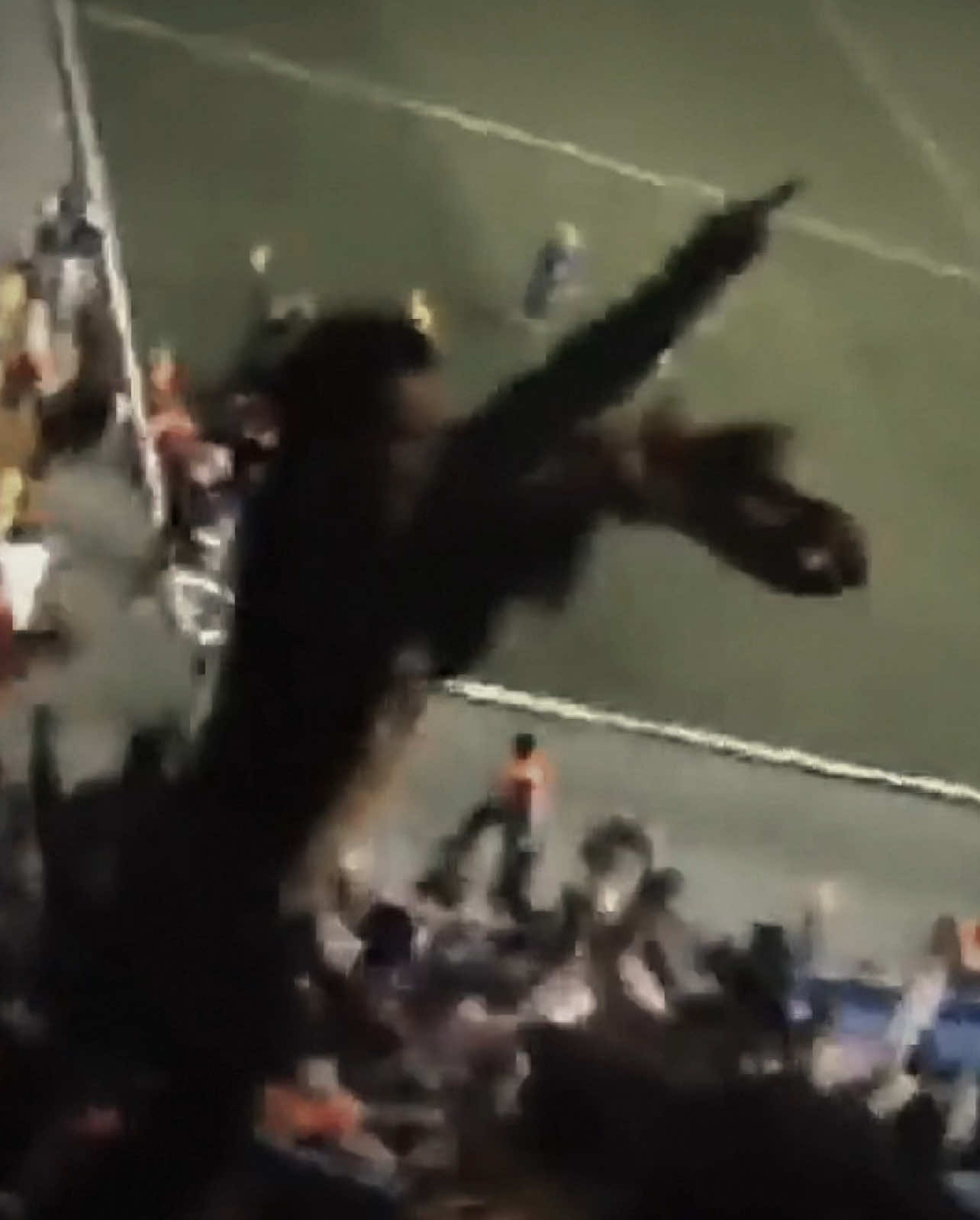 دخلت المباراة الدقيقة 90 وبرشلونة ما زال متأخرًا 1–0 ، الفريق لم يسدد طوال المباراة سوى مرات قليلة لكن برشلونة وقتها 