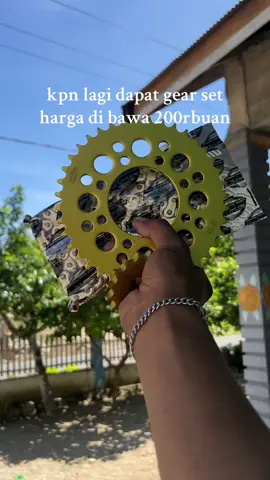 rekomendasi GEAR set biar motor kalian tambah ganteng 🔥🔥#gear #rantaimotor #satupaket 