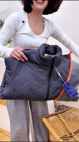 เสื้อโค้ทบุนวมขนแกะ, เสื้อผ้าผ#สะดวกและใช้งานได้จริง #ไม่มีวันที่จะแบ่งปัน #tiktok 