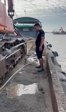 @Hà Quân 19 có thằng đệ chăm chỉ nhỉ đi rửa sích máy súc  cho mới kkkk