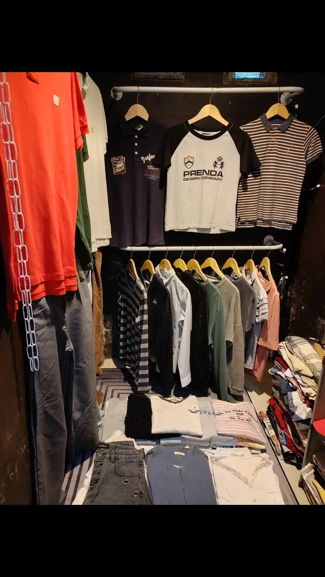 restok lagi full brand!!!,murah kualitas ga main'🫣 join live diakun @arise.starr jam 8/9 malam ya gaiss stayyy tunedd #fyp #promomenarik #diskontiktok #masukberanda #promotiktok 